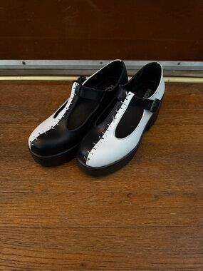 koi Two-Tone Black & White Mary Jane Platform Mules